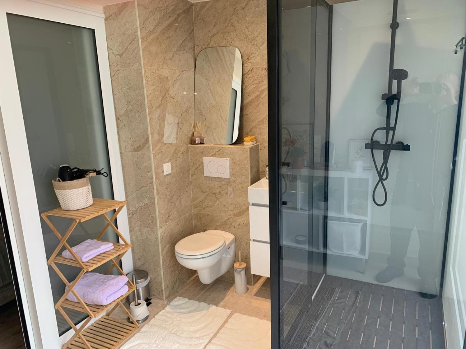 Comme A La Maison Bruxelles Extérieur photo